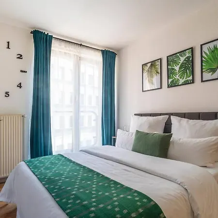 Two In One Building-schlachte Apartment