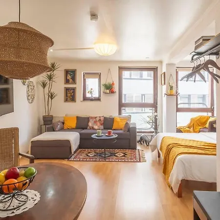 Two In One Building-schlachte