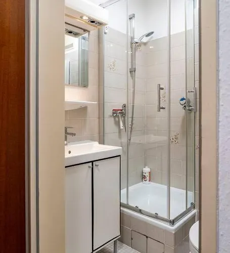 Two In One Building-schlachte * Бремен