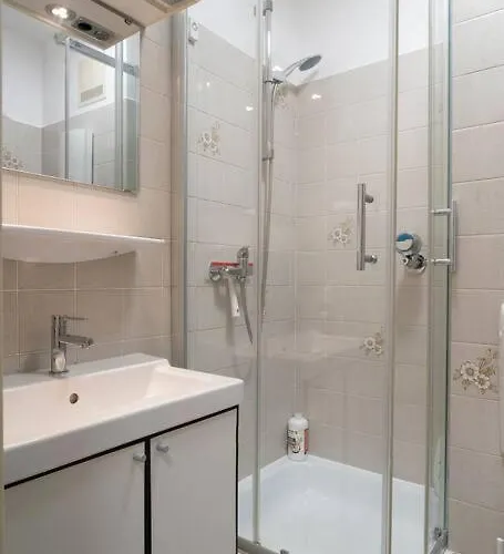 Two In One Building-schlachte