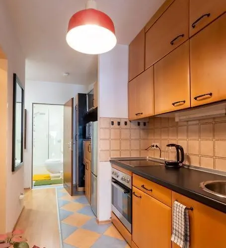 Апартаменты Two In One Building-schlachte